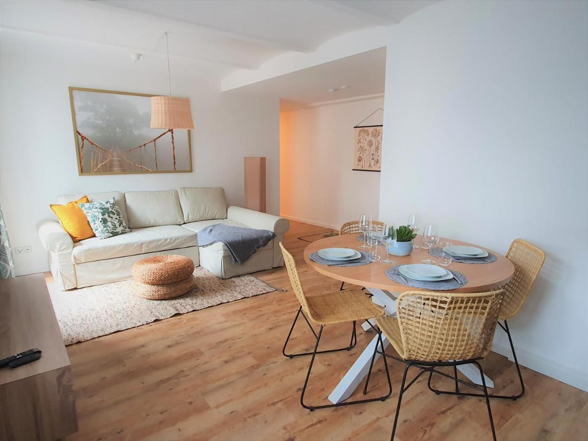Pb Ferienwohnungen - Fewo 1 - Stilvoll Eingerichtetes Apartment Im Herzen Senftenbergs Esterno foto